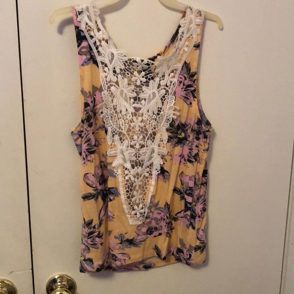 Floral Sleeveless Shirt